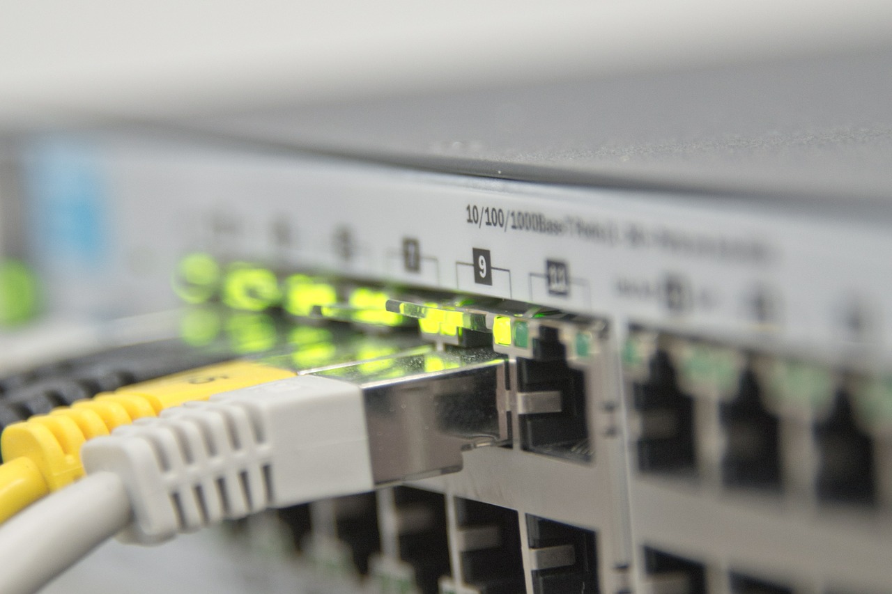 SERVER & NETZWERKTECHNIK